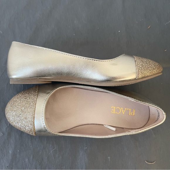The Children’s Place Gold and Glitter Slip on Ballet Type Shoes Size 12 - Picture 3 of 8